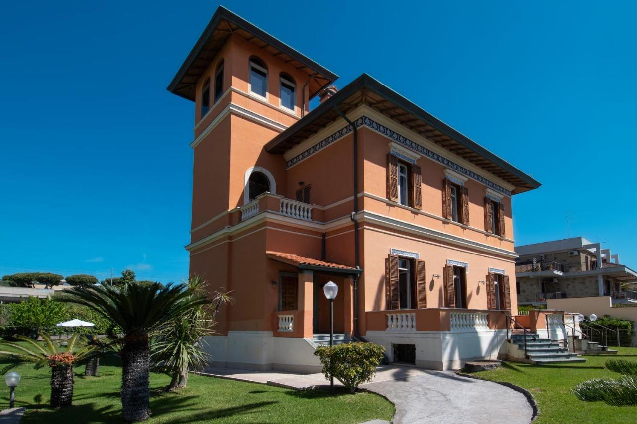 Palazzo Moresco Santa Marinella Zewnętrze zdjęcie
