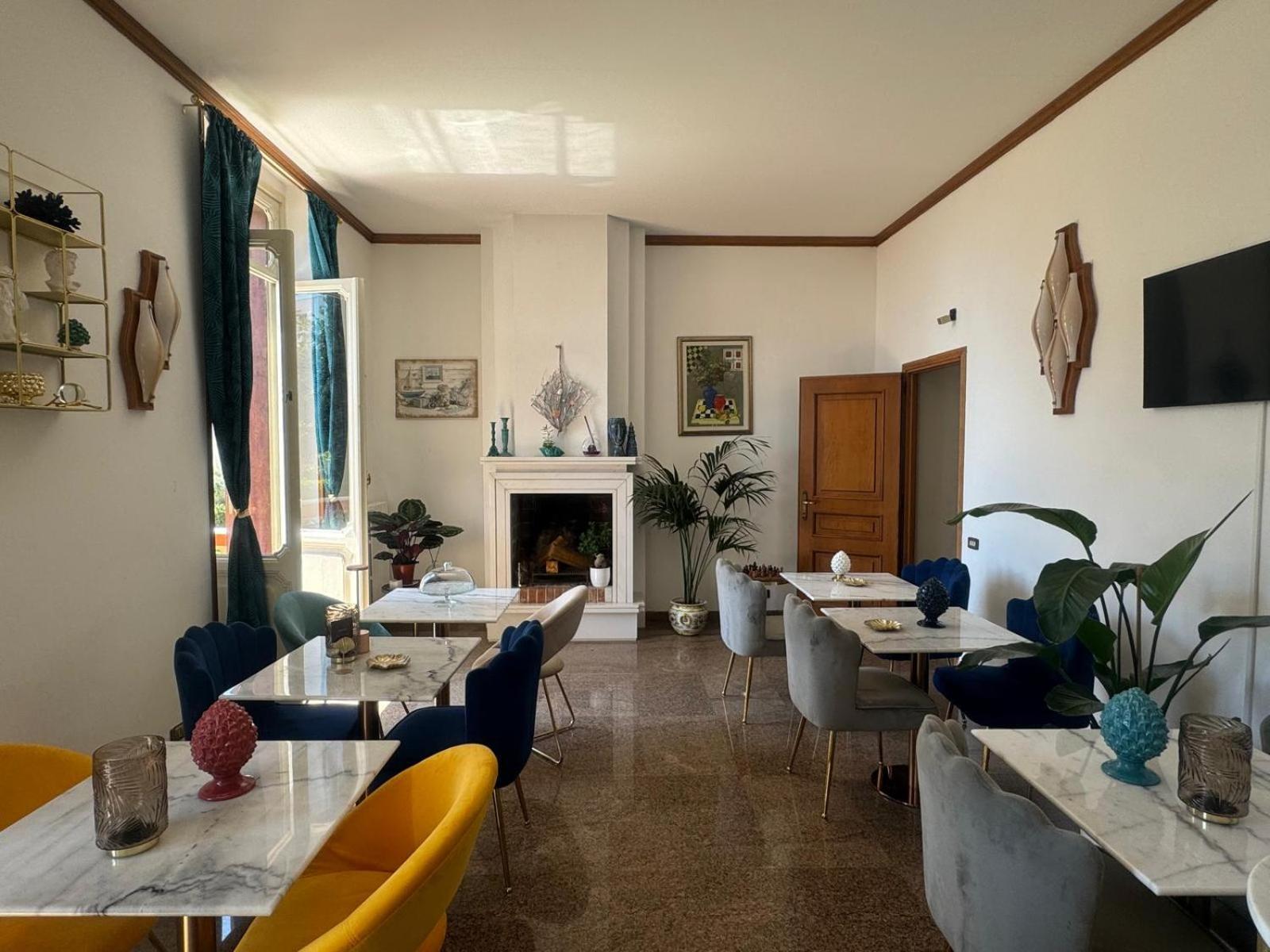 Palazzo Moresco Santa Marinella Zewnętrze zdjęcie