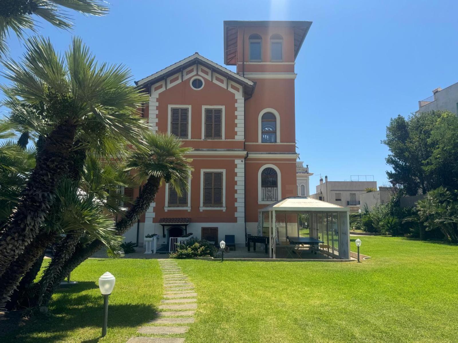 Palazzo Moresco Santa Marinella Zewnętrze zdjęcie