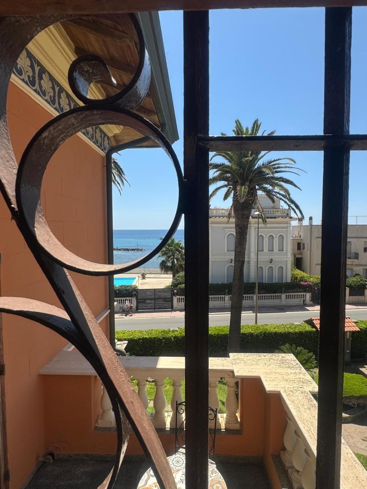 Palazzo Moresco Santa Marinella Zewnętrze zdjęcie